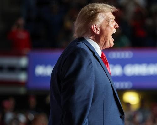 Thumbnail for Americans are voting in three weeks. It’s time to vote out the Trump enablers | Robert Reich