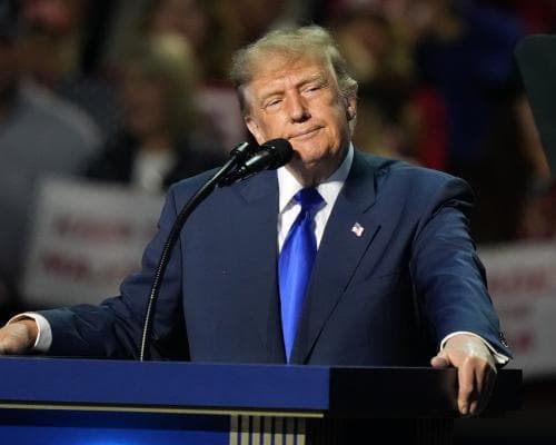 Thumbnail for Trump’s $5,000 pledge to voters is a shameless bribe | Steven Greenhouse