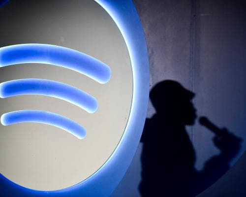 Thumbnail for Tech should help us be creative. AI rips our creativity away | Dave Schilling